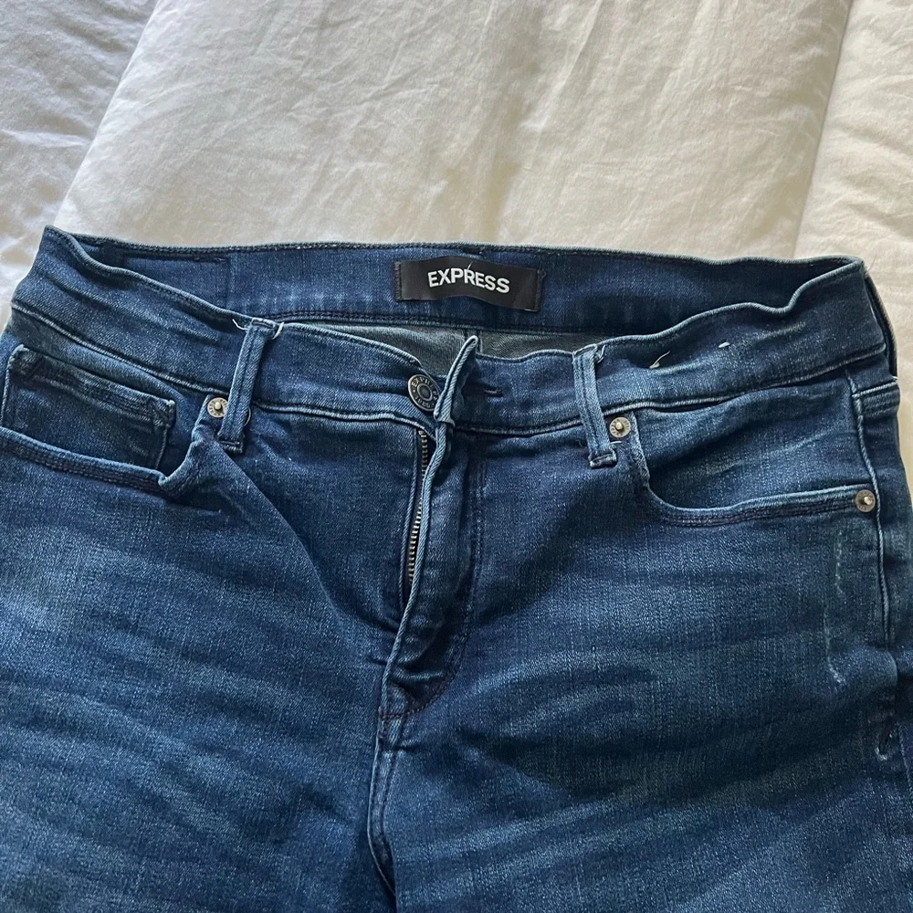 Express Jeans - Picture 2 of 4